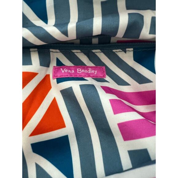 Vera Bradley Purse Hadley East West Tote In PAINTED MEDALLIONS - Picture 13 of 13